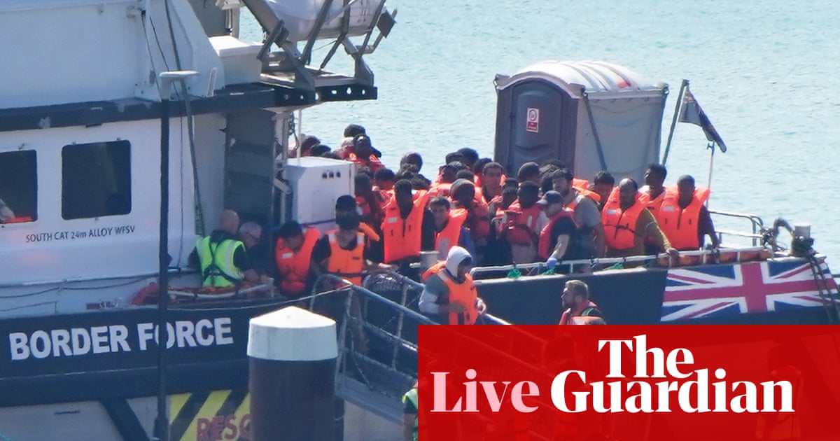 Reform UK'dan Kraliyet Donanması ile Kanal Geçişlerini Durdurma Planı